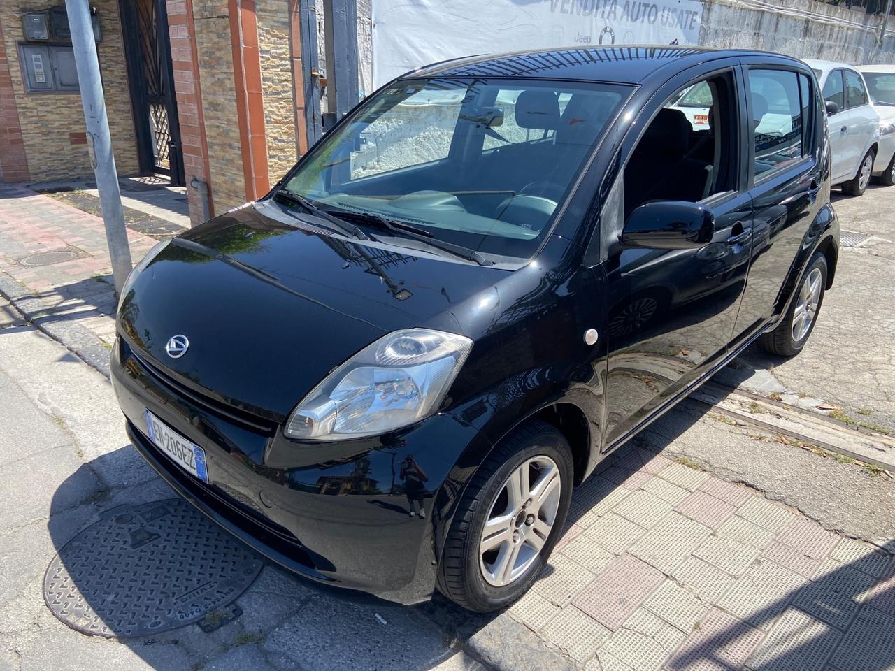 Daihatsu Sirion 1.0 B Easy - Five