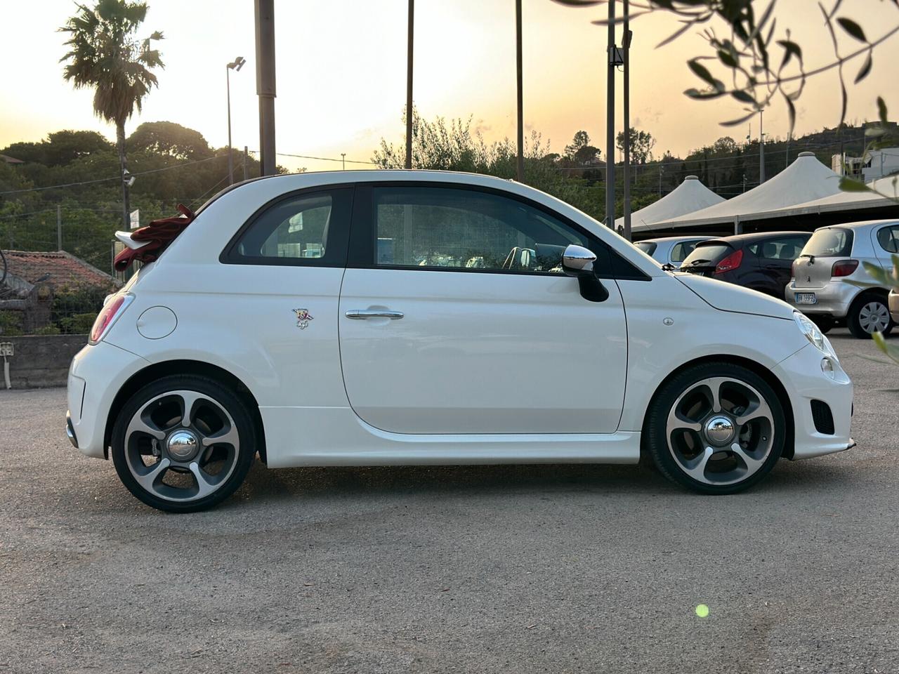 Abarth 595C 1.4 Turbo T-Jet MTA Custom Cabrio