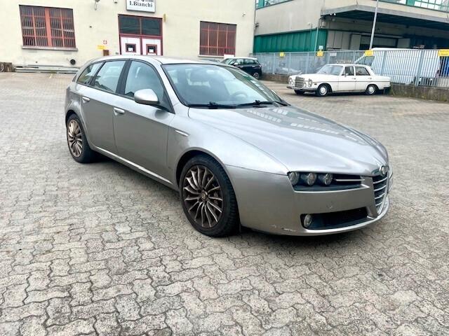 Alfa Romeo 159 2.0 JTDm Sportwagon Distinctive