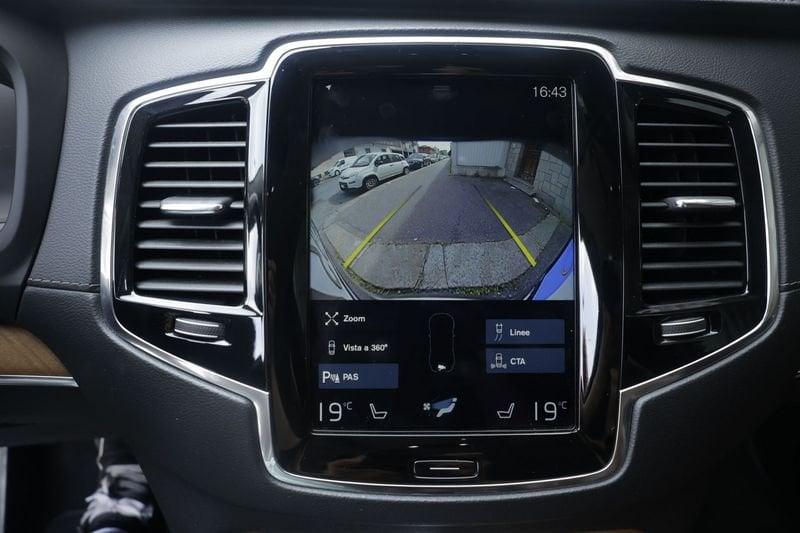 Volvo XC90 Volvo XC90 B5 (d) AWD Geartronic R-design Unicoproprietario