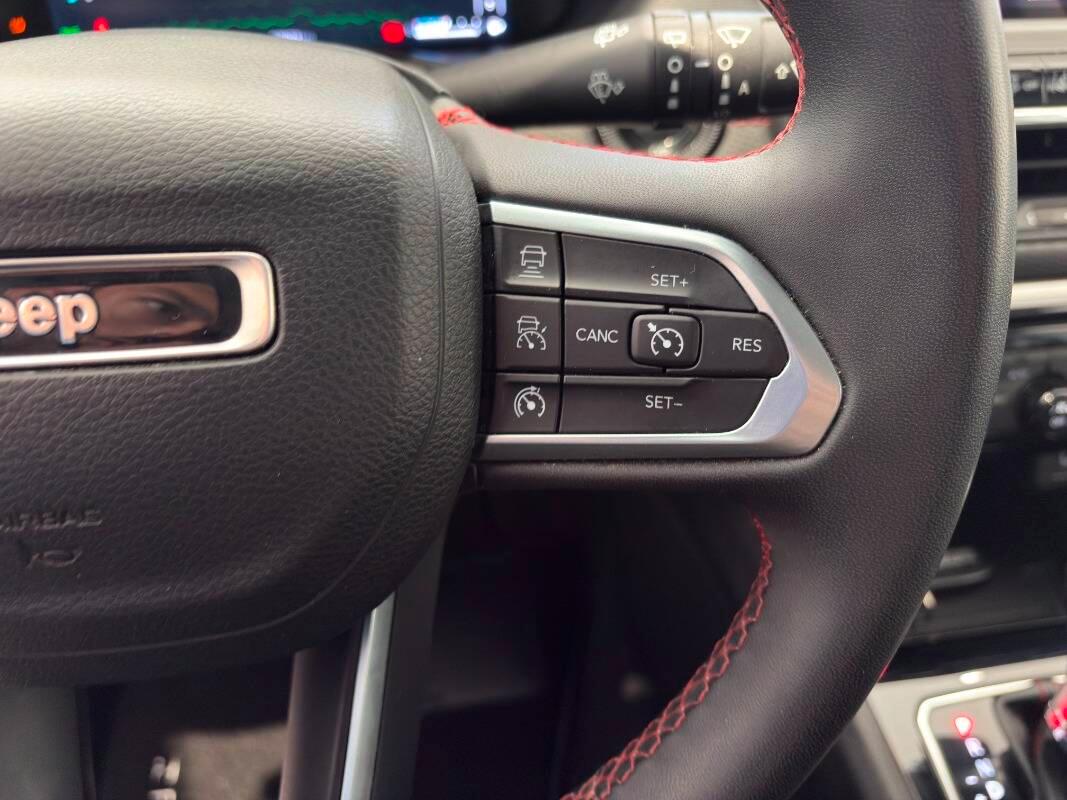 Jeep Compass 1.3 turbo t4 phev Trailhawk 4xe auto