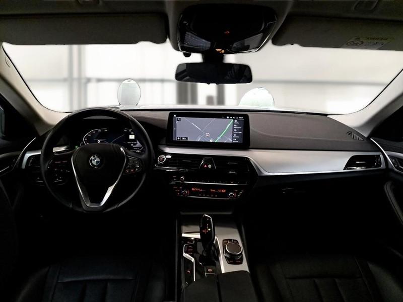 BMW 518 48V Business Touring Autom.
