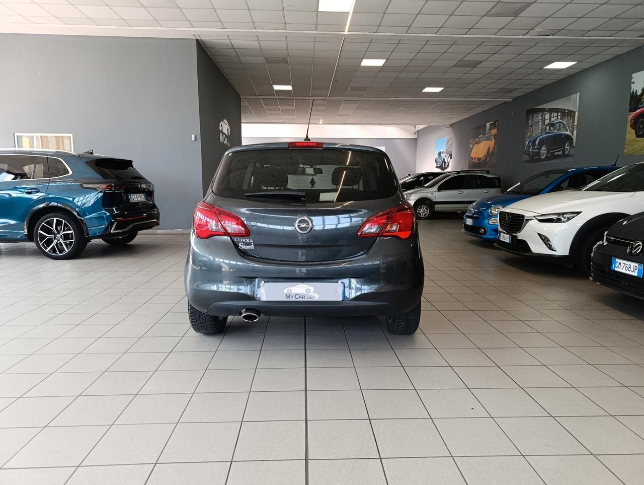Opel Corsa Benz/GPL Manuale