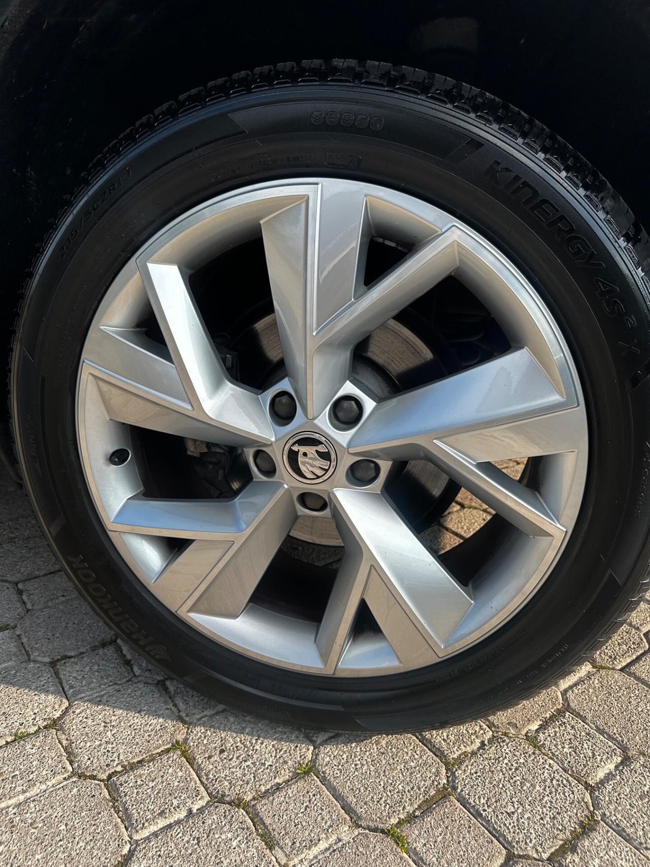 Skoda Kodiaq 2.0 TDI SCR 4x4 DSG 7 POSTI GANCIO TRAINO