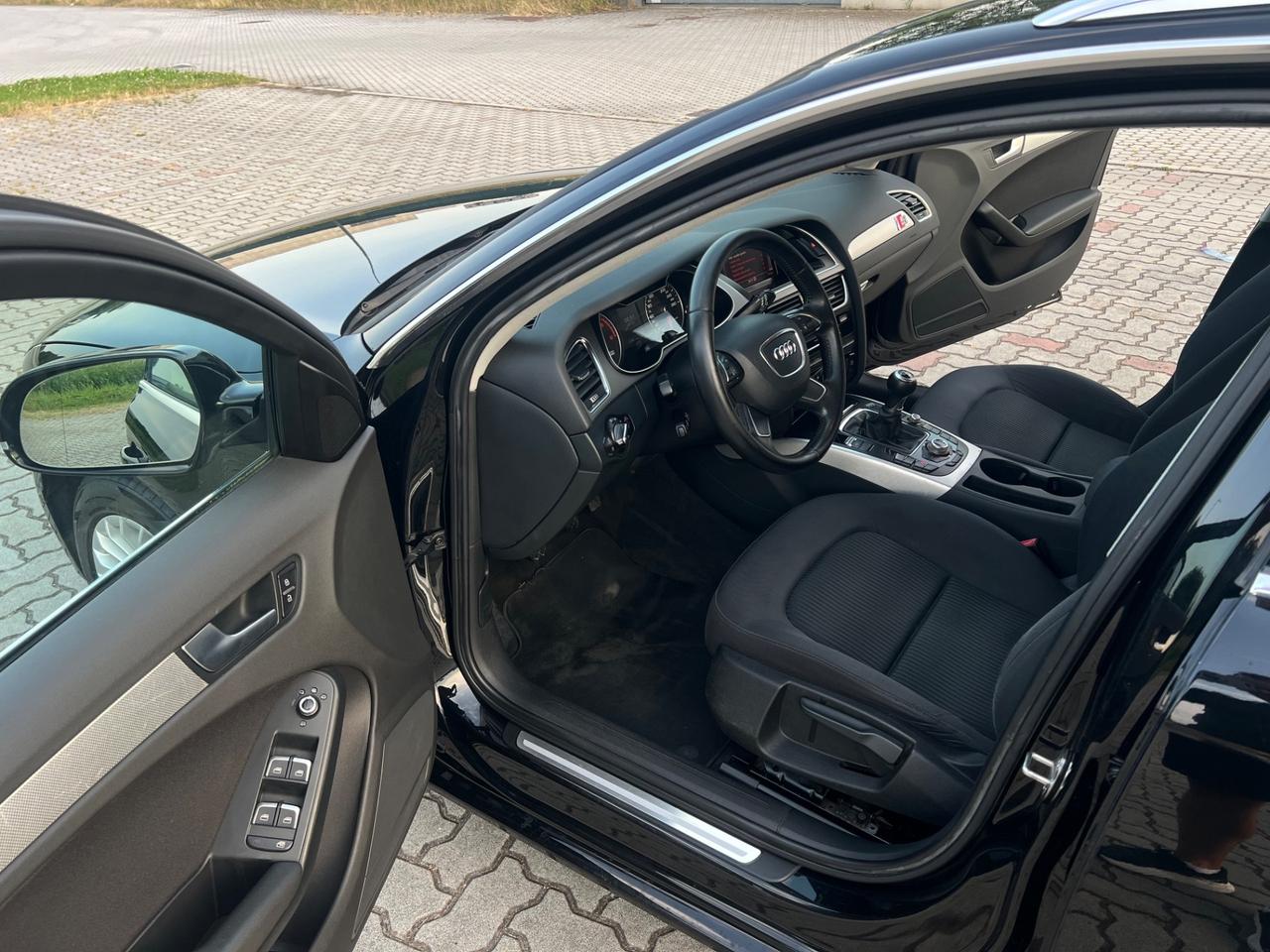 Audi A4 S-Line 2.0 TDI 120 Cv