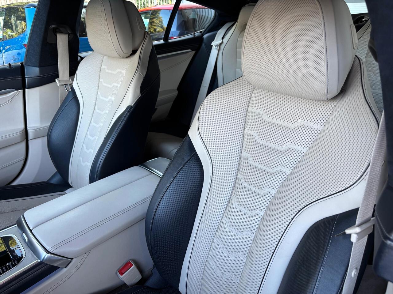 Bmw 850 M850i xDrive Coupé