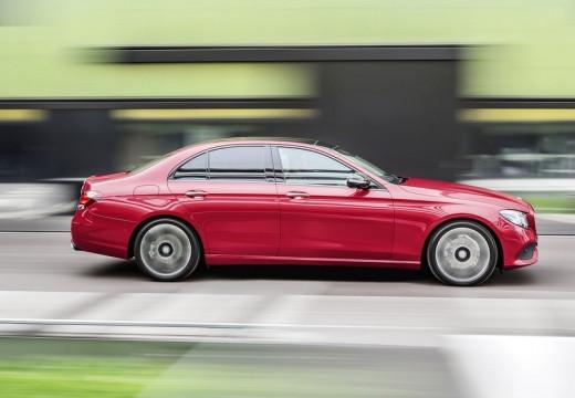 Mercedes-Benz Classe E - W213 Berlina - E 220 d Business Sport 4matic auto