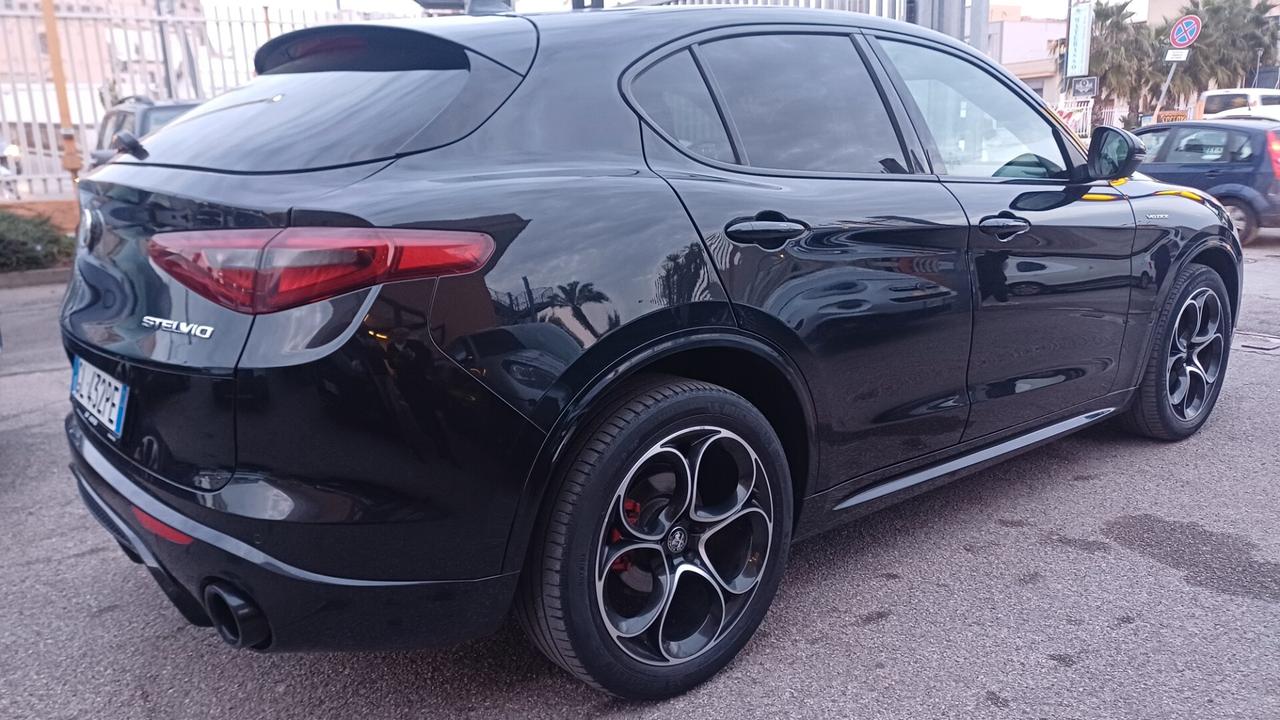 Alfa Romeo Stelvio 2.2 210 CV AT8 Q4 Veloce TETTO PANORAMICO