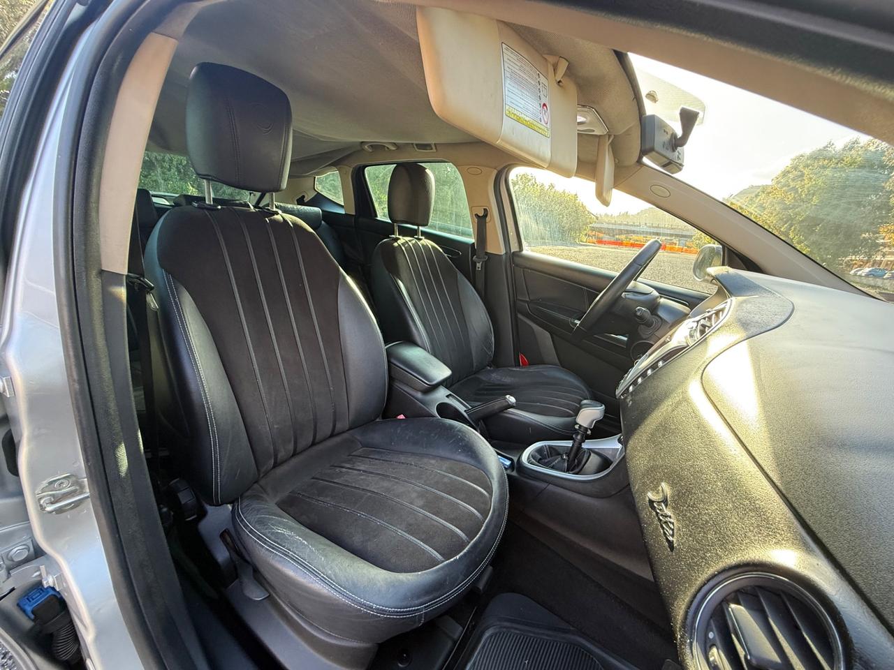 Lancia Delta 1.6 MJT Platino