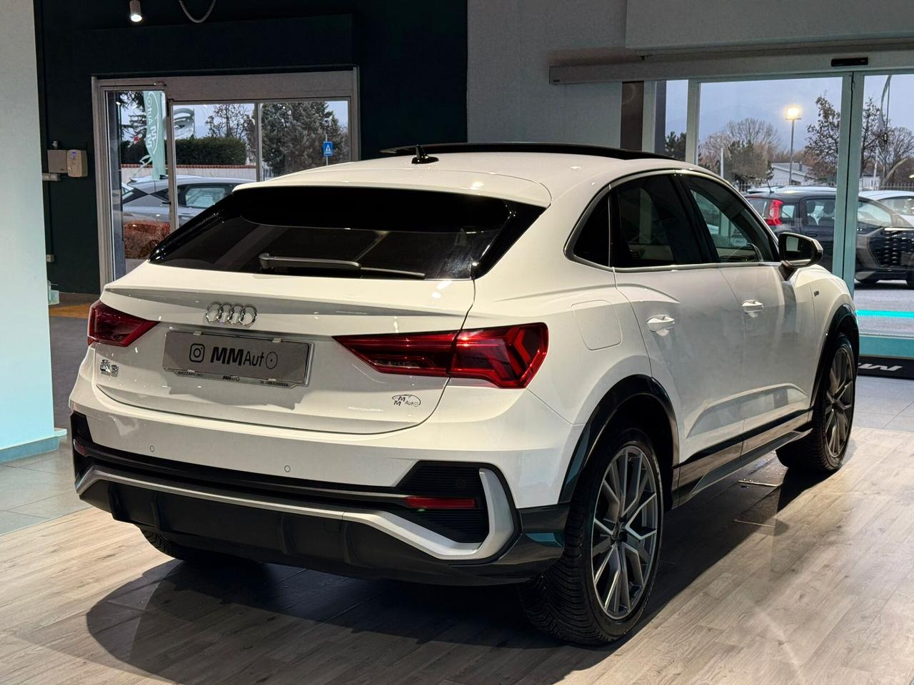 Audi Q3 SPB 35 TDI S tronic S-Line