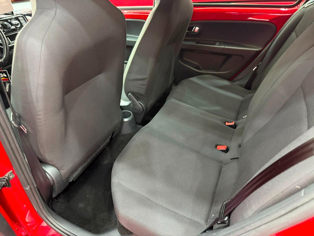 Volkswagen up! 1.0 68cv BlueMotion - 2015
