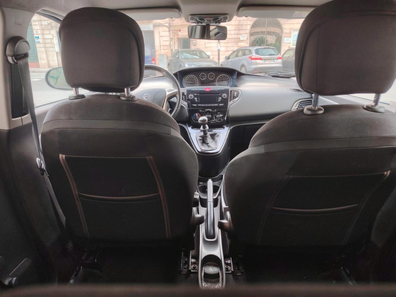 Lancia Ypsilon 1.2 69 CV 5 porte GPL Ecochic Gold