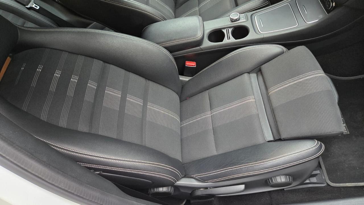 Mercedes-benz GLA 200d Automatic Premium