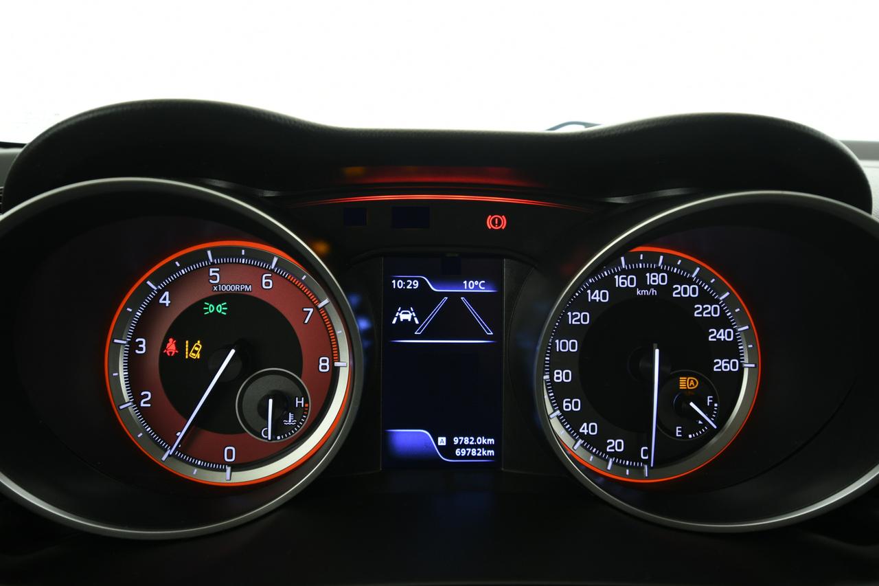 SUZUKI Swift 1.4h Sport 2wd ACC+CAMERA+C17"+NEOPATENTATI