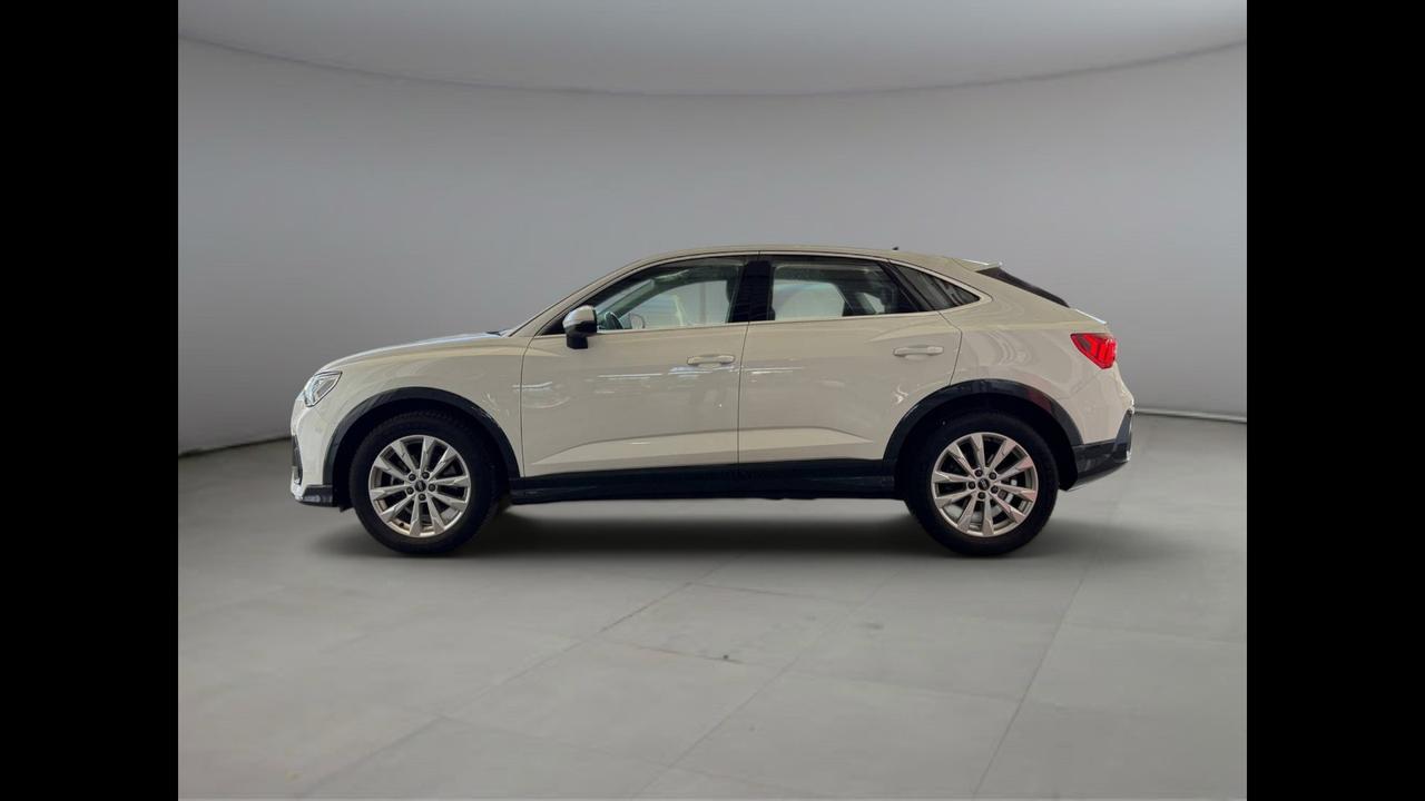 AUDI Q3 I 2019 Sportback - Q3 Sportback 35 2.0 tdi s-tronic