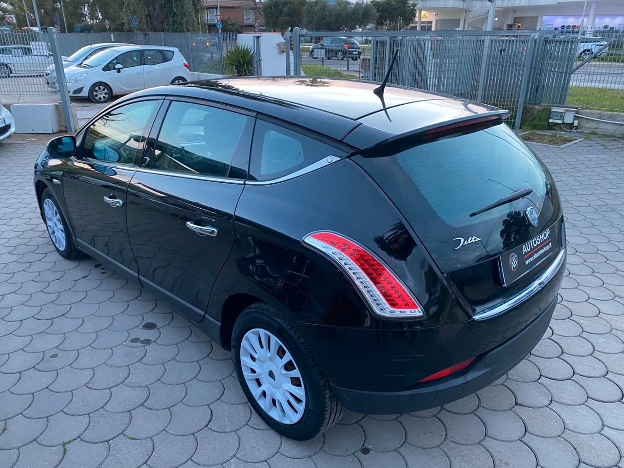 LANCIA - Delta - 1.6 MJT DPF Platino - FINANZIABILE - PERMUTE