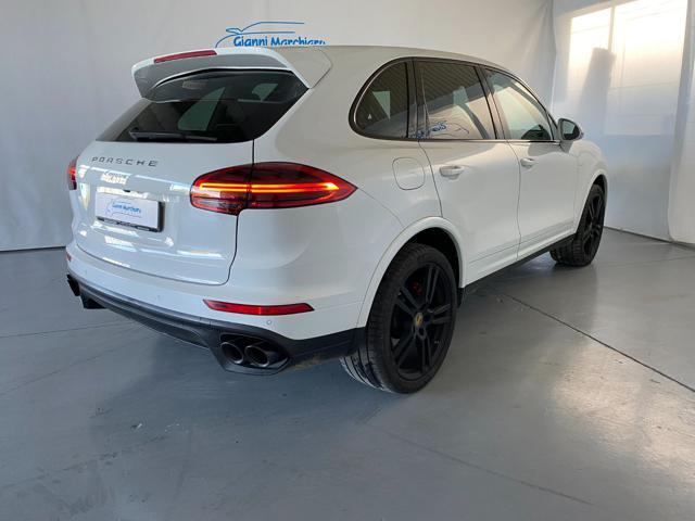 PORSCHE Cayenne 3.0 Diesel PLATINUM EDITION