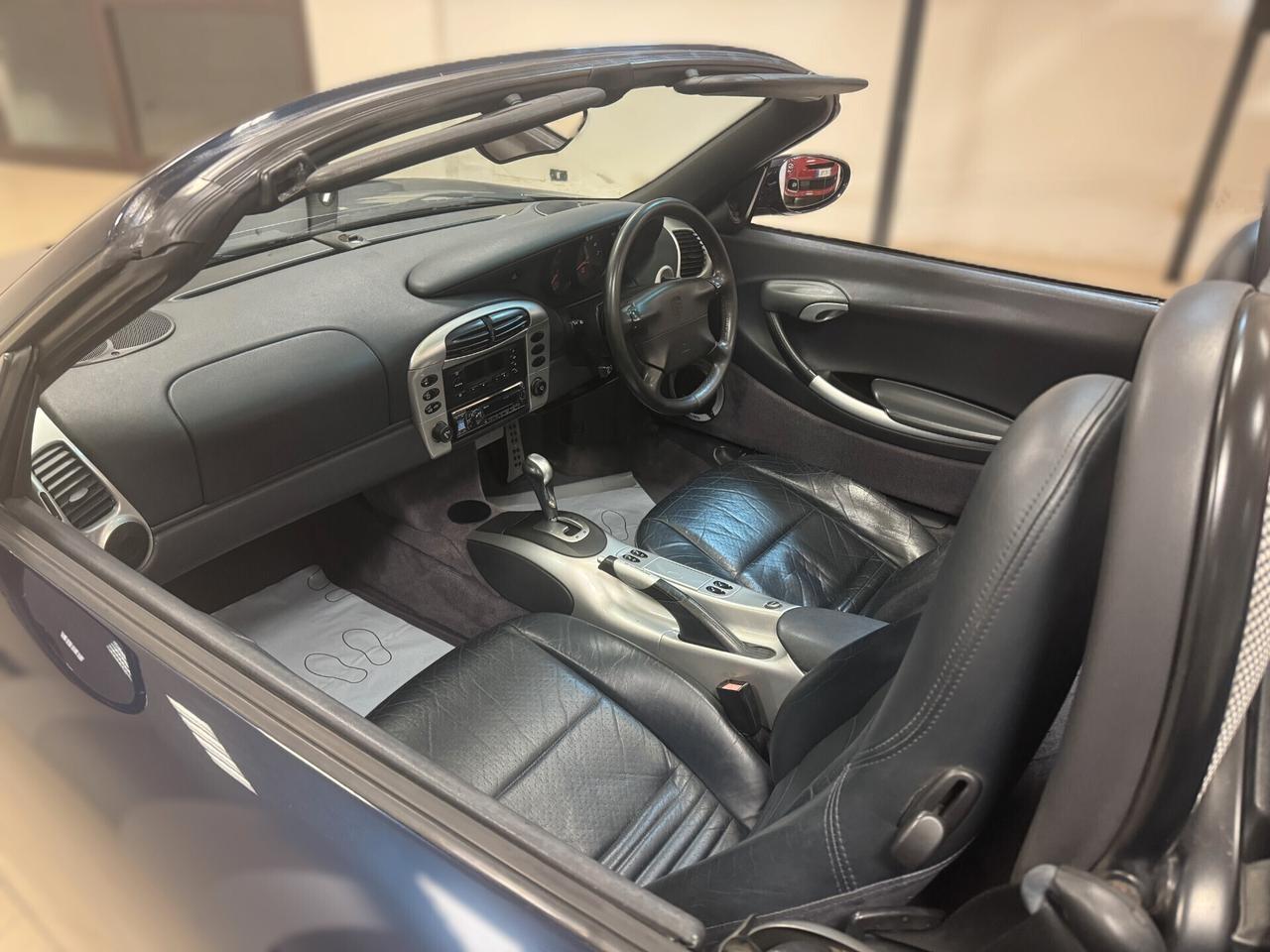 Porsche Boxster 2.5i 24V cat