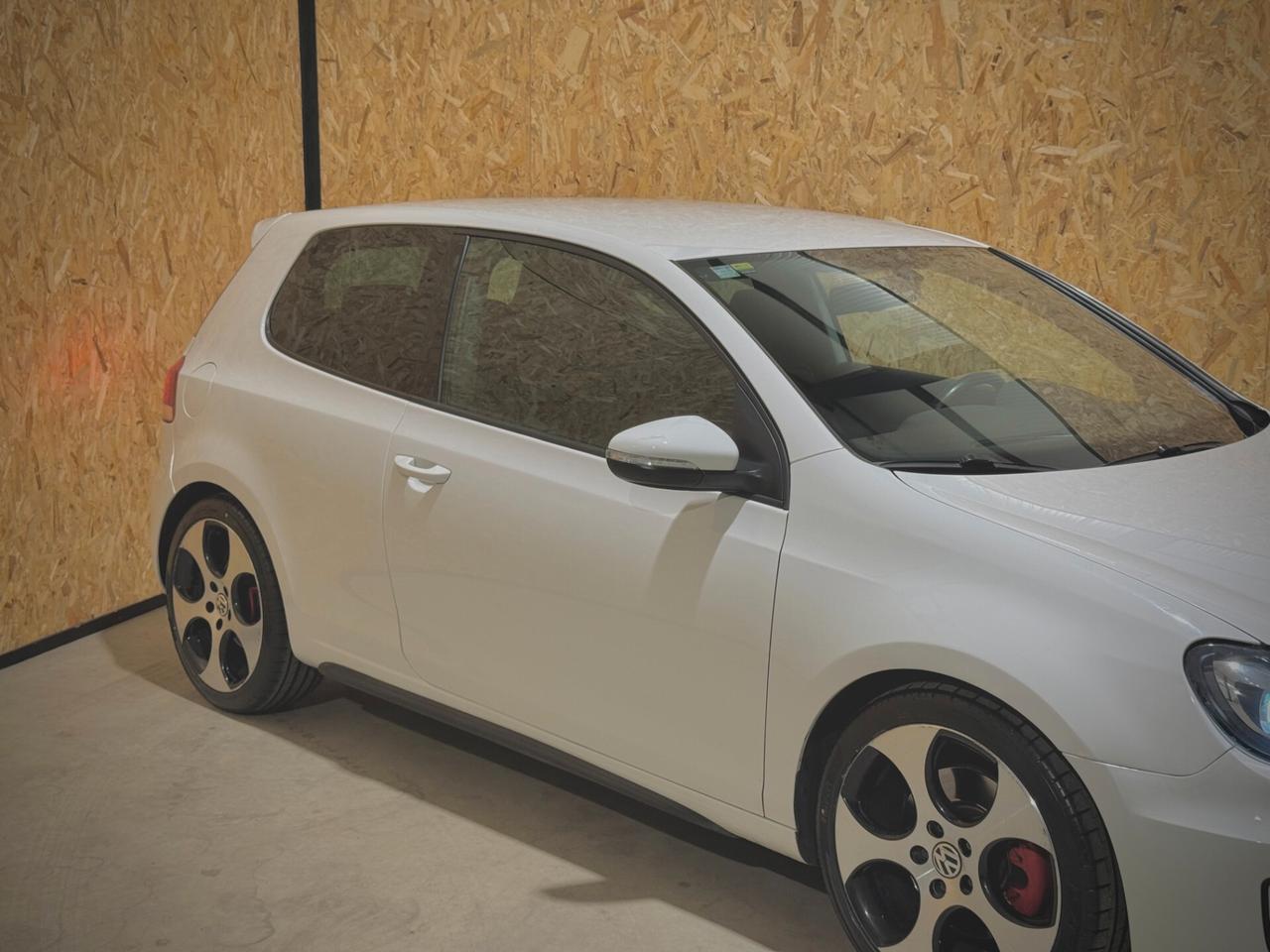 Volkswagen Golf 6 GTI 2.0 TSI - 2 PROPRIETARI