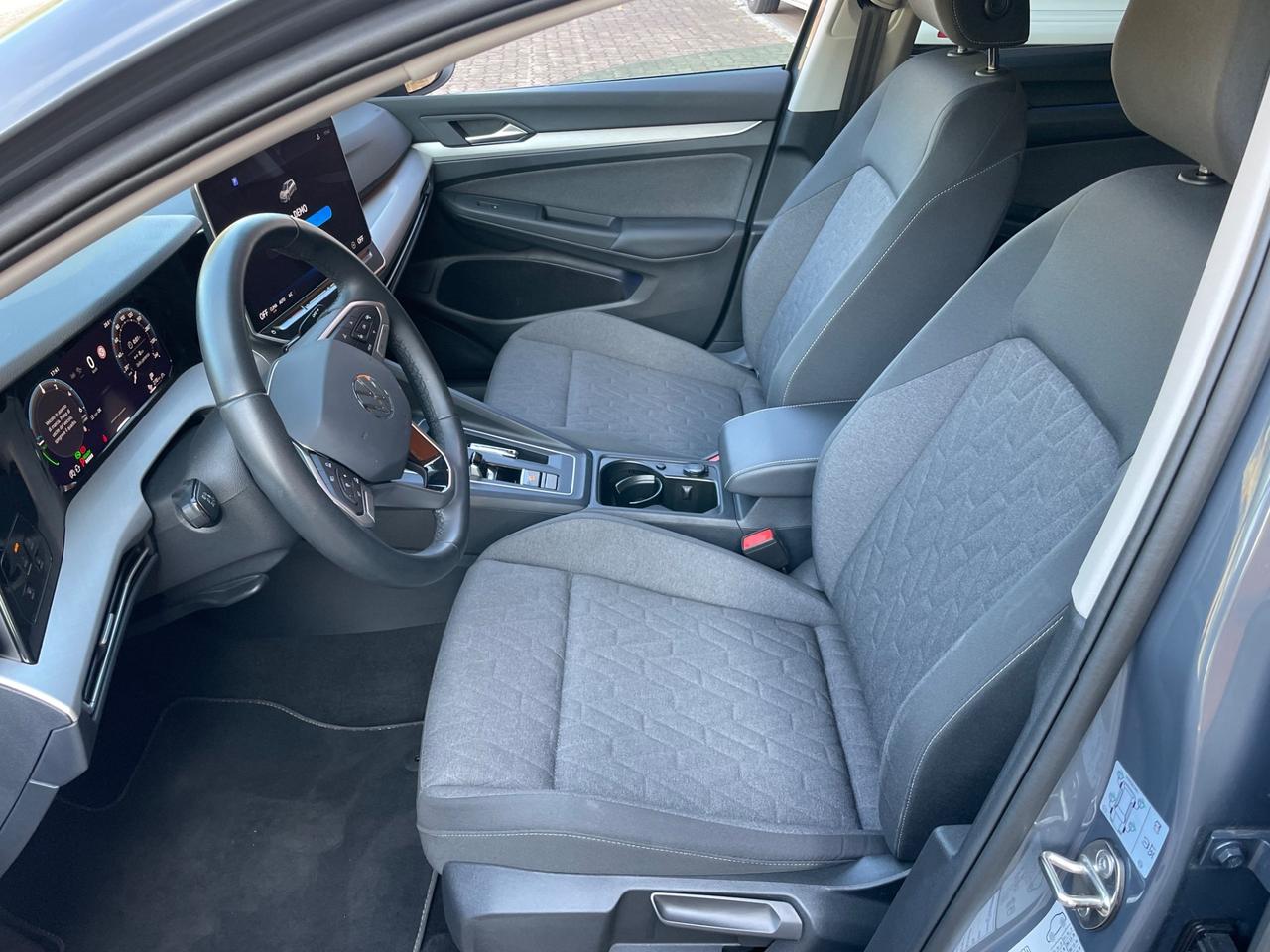 Volkswagen Golf 1.5 TSI eHybrid DSG Edition Plus 204CV