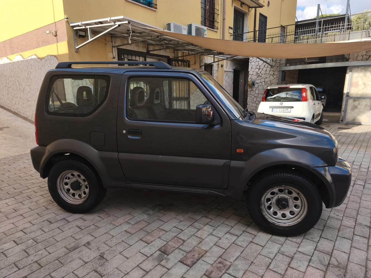 Suzuki Jimny 1.3i 16V cat 4WD JLX