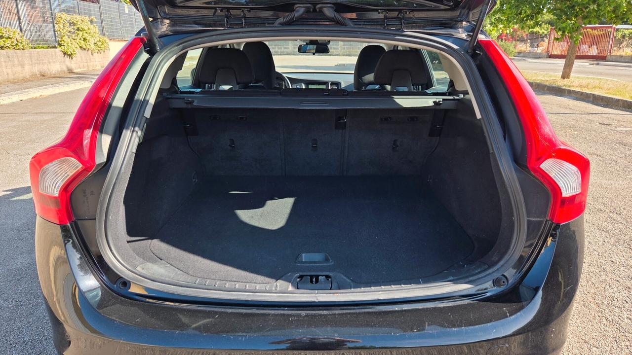 Volvo V60 D3 Geartronic Momentum Automatica