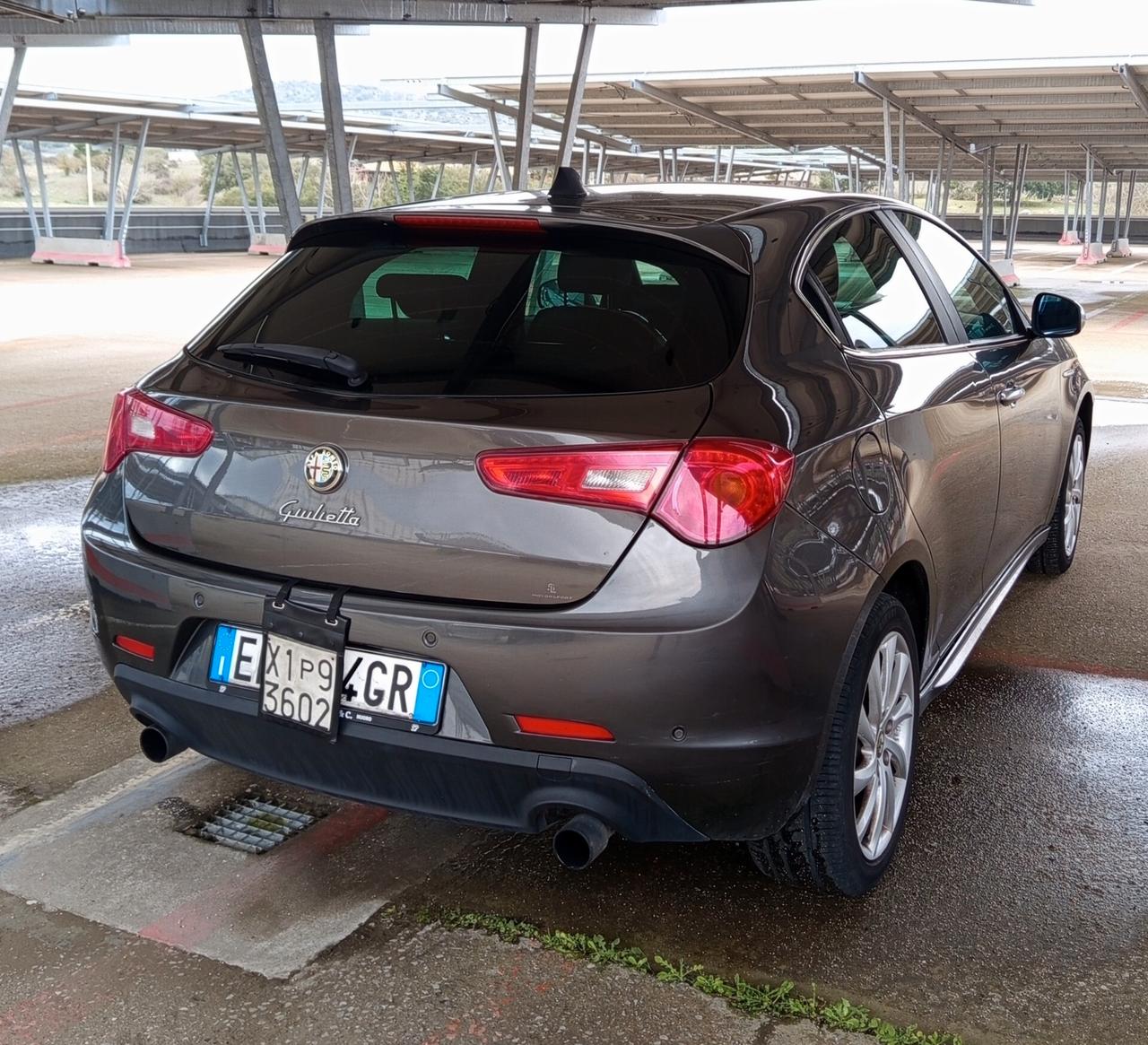 Alfa Romeo Giulietta 2.0 JTDm-2 140 CV Distinctive