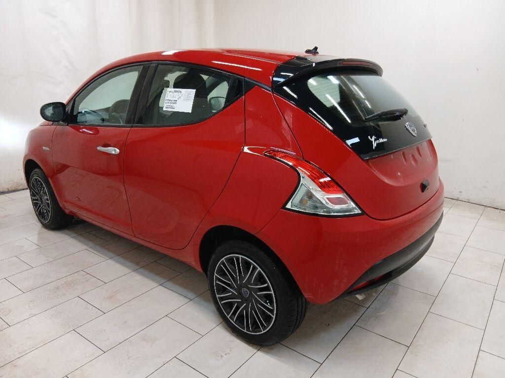 Lancia Ypsilon 1.0 FireFly 5 porte S&S Hybrid Gold