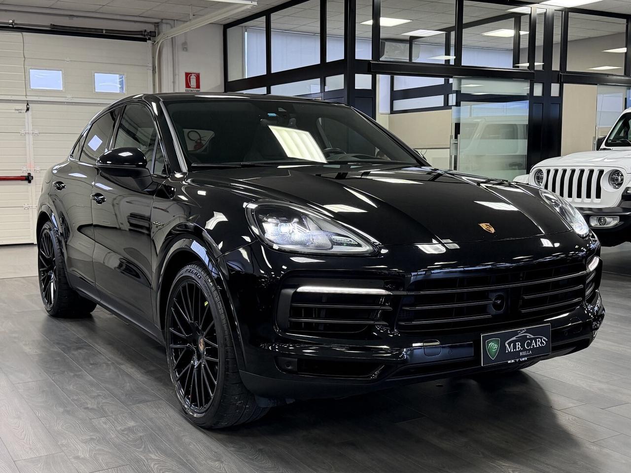 Porsche Cayenne Coupe e-hybrid Platinum Edition