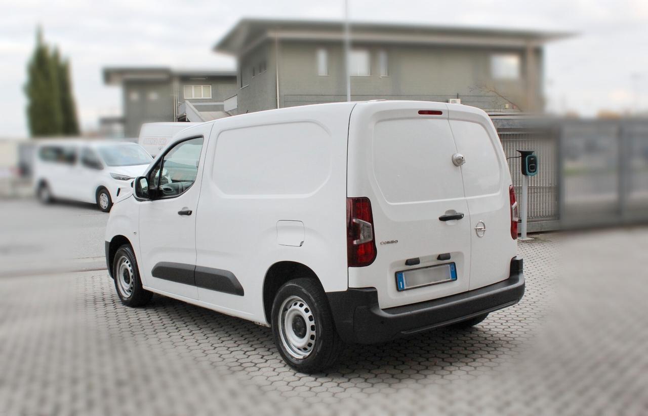 Opel Combo Cargo 1.5 Diesel 100CV S&S PC 650kg Edition ***BLACK WEEK -5% di sconto***