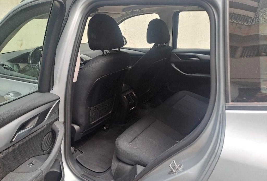 BMW X3 18D 150CV STEPTRONIC S-DRIVE 48V BUSINESS ADVANTAGE ( FARI LED - CLIMA TRIZONA - NAVI - PDC )