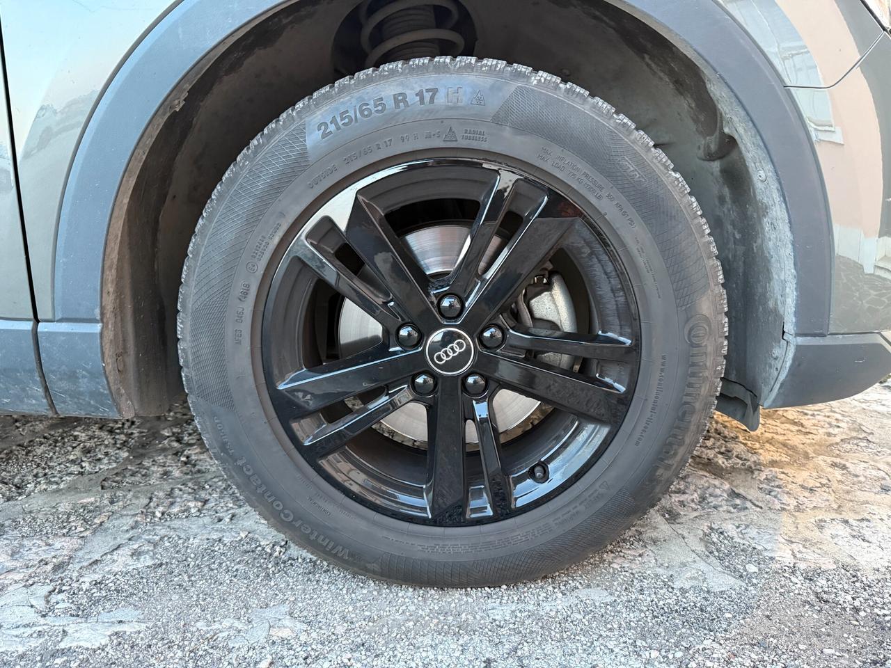 Audi Q3 35 TFSI Business