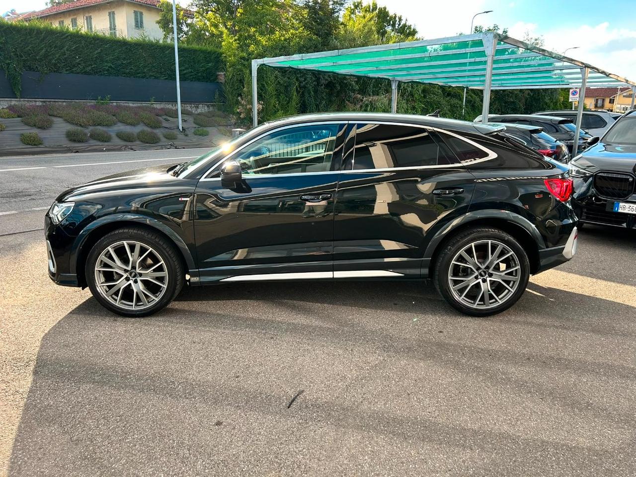Audi Q3 Sportback 35 2.0 tdi S line edition s-tronic