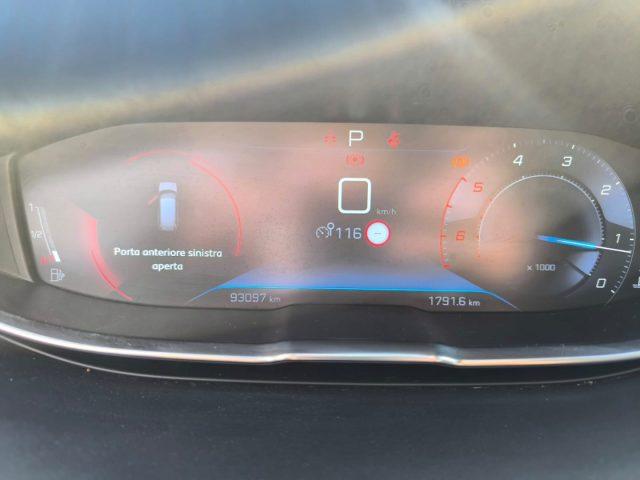 PEUGEOT 5008 BlueHDi 130 S&S Business CAMBIO AUT. 7 POSTI