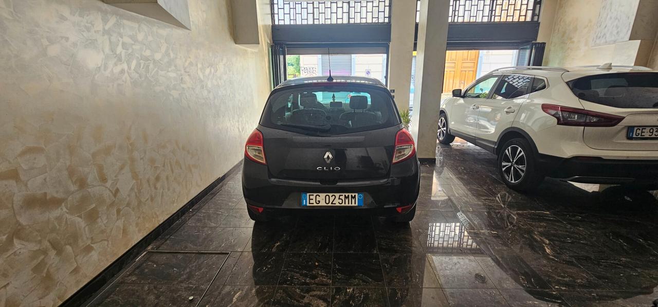 Renault Clio 1.2 16V 5 porte Dynamique