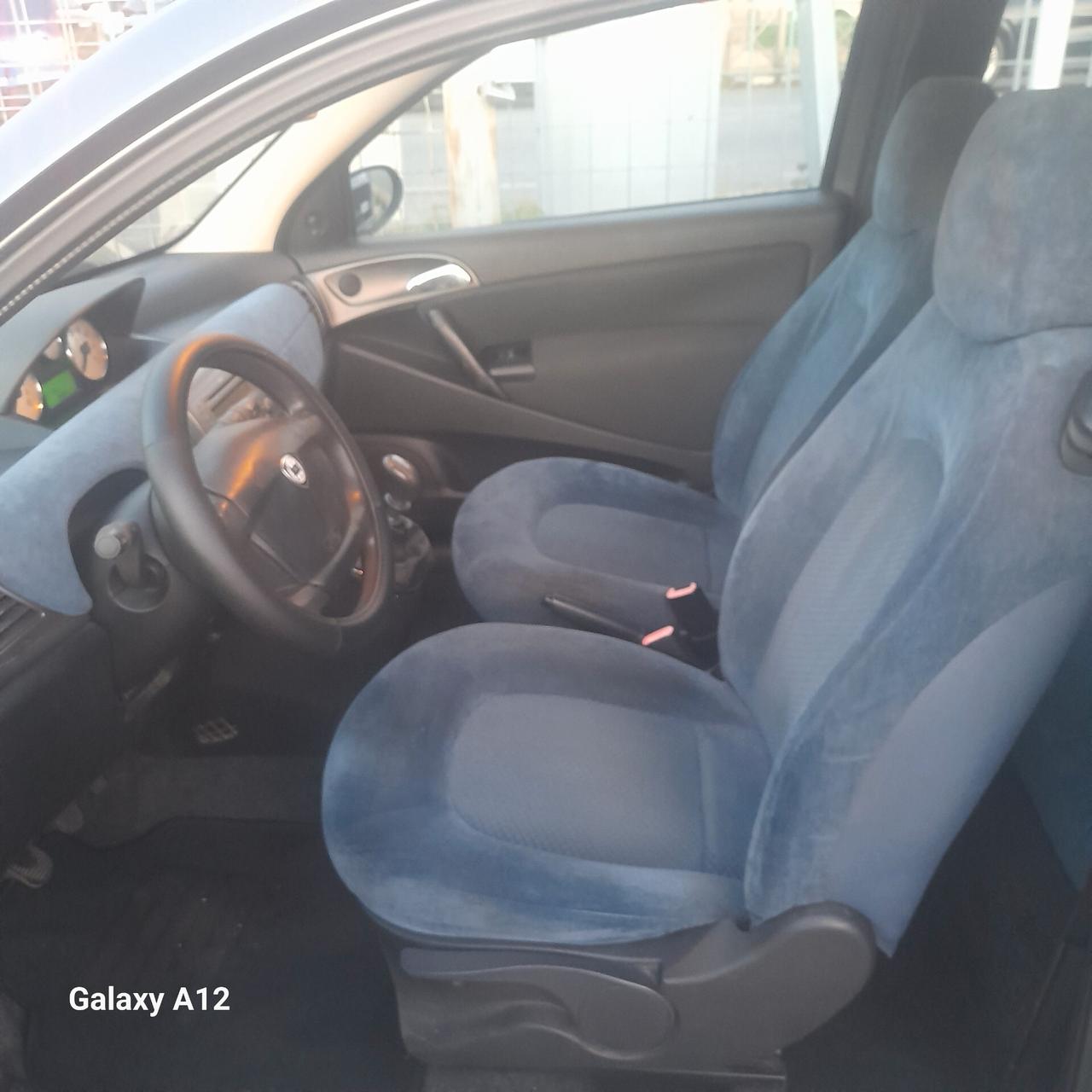 Lancia Ypsilon 1.2 Oro Plus