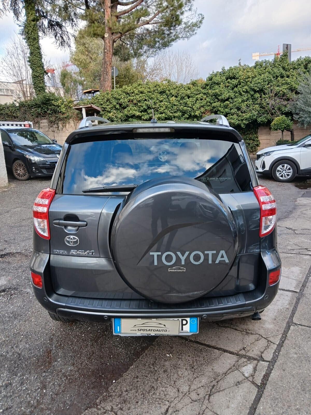 Toyota RAV 4 RAV4 Crossover 2.2 D-4D 150 CV DPF Sol