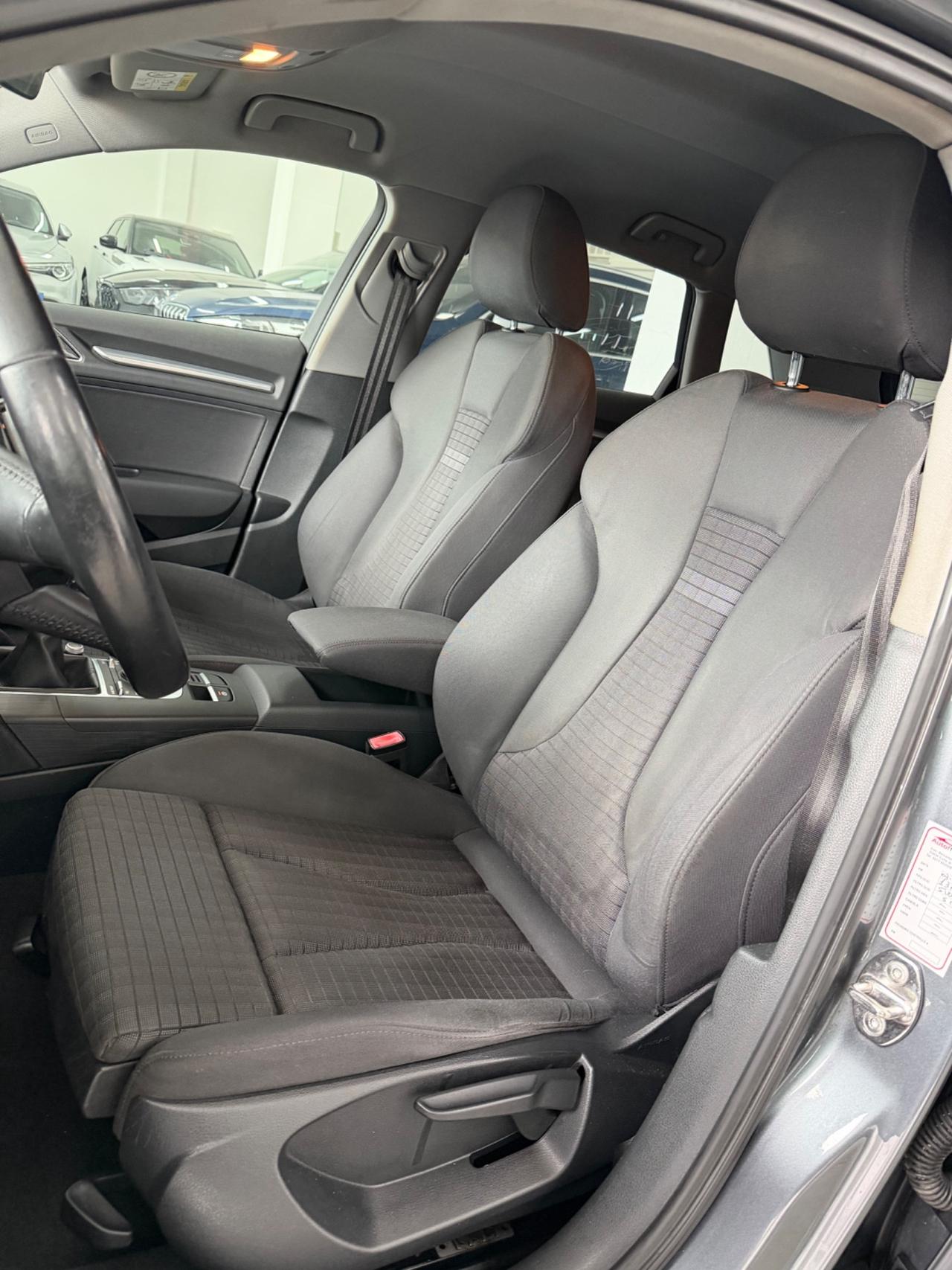 Audi A3 SPB 1.6 TDI 116 CV Sport FINANZIABILE