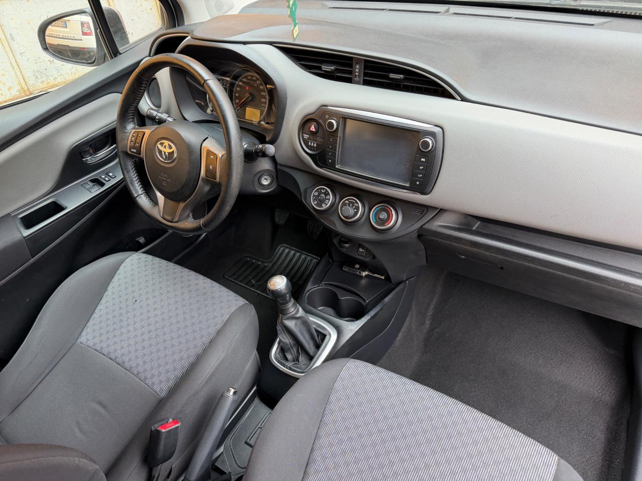 Toyota Yaris 1.0 5 porte Lounge