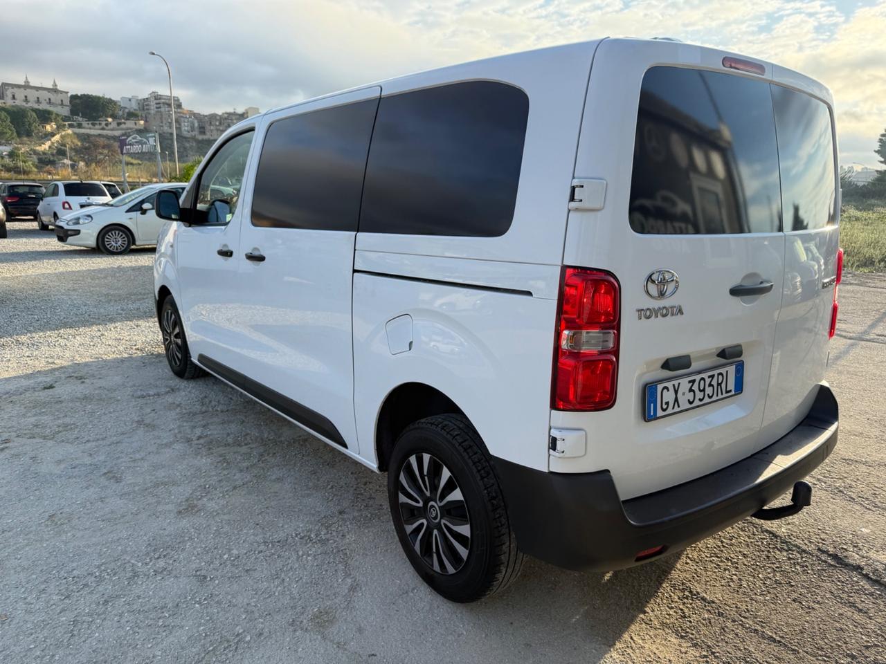 Toyota Proace 2.0D 122CV PL-TN Furgone Medium 4p.14q Comfort