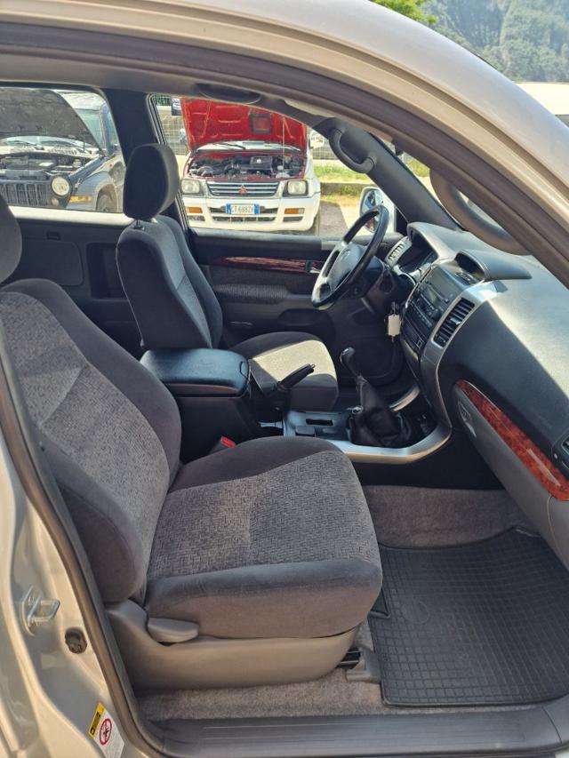 TOYOTA Land Cruiser 3.0 D-4D 16V cat 3 porte