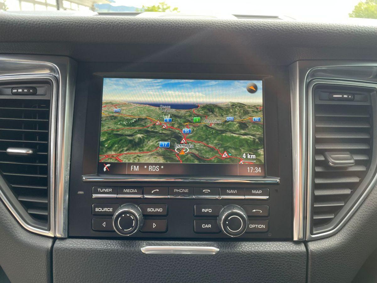 PORSCHE MACAN 3.0d