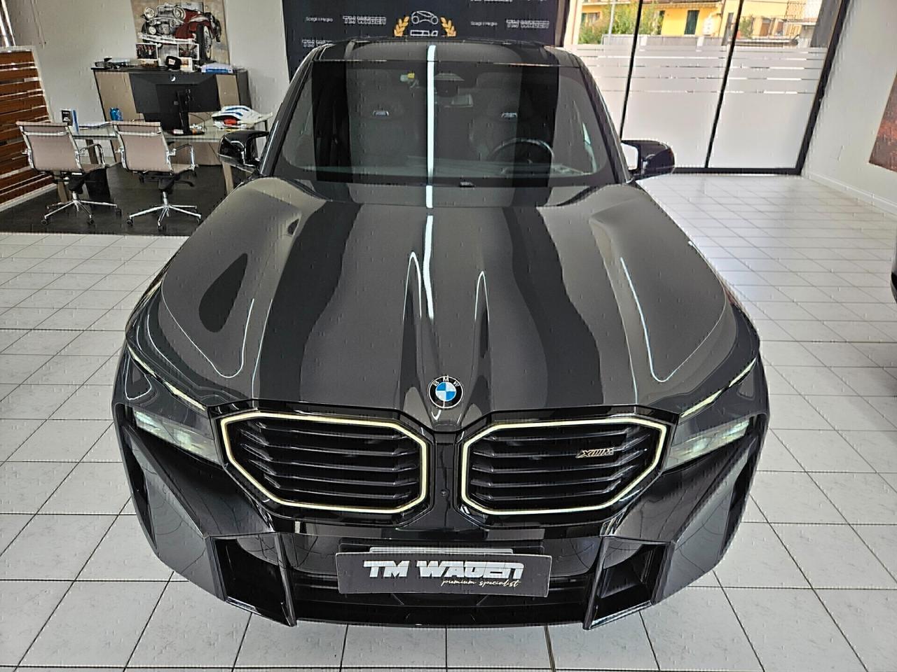 BMW XM 4.4