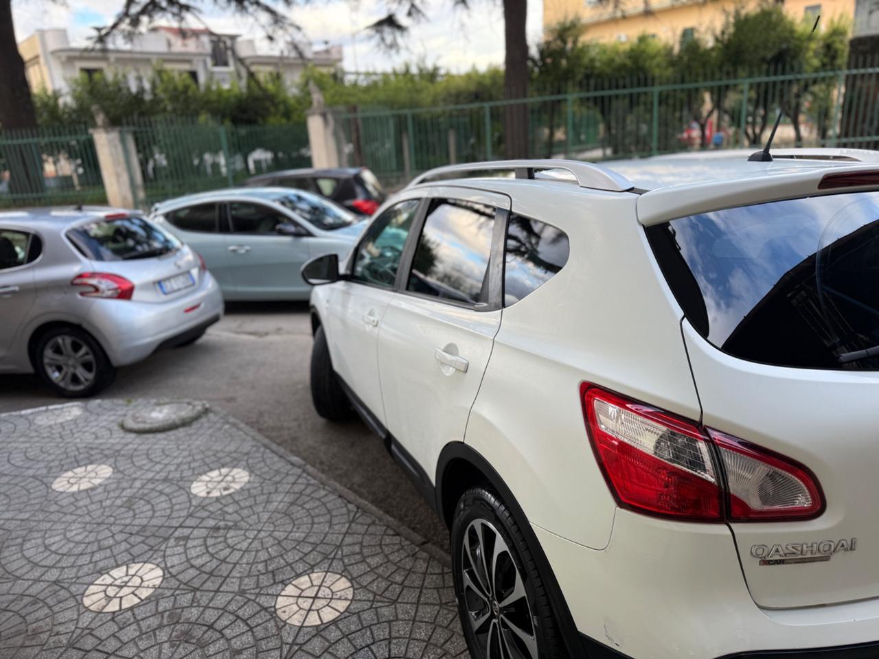 Nissan Qashqai 2.0 dCi DPF Tekna