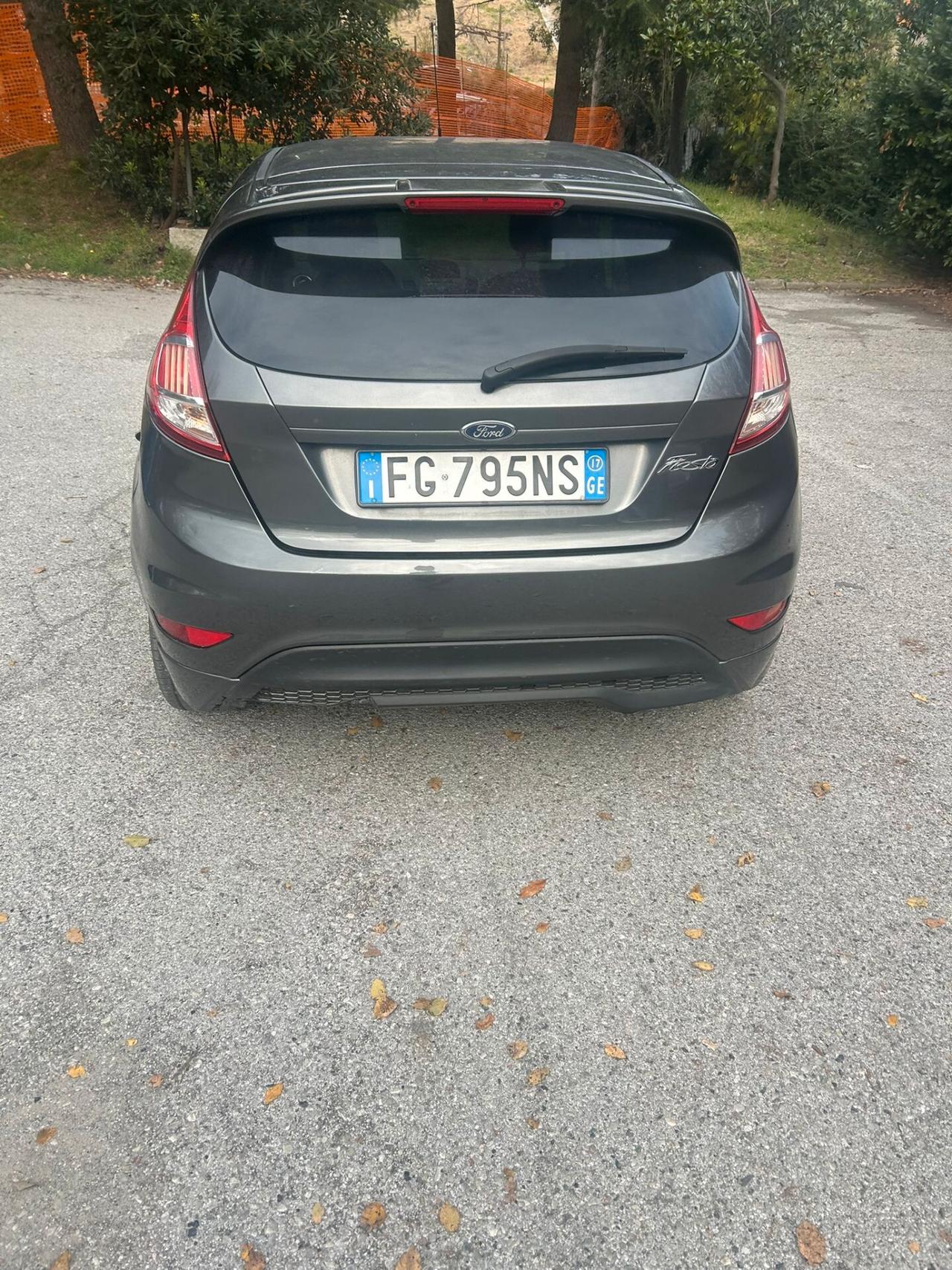 Ford Fiesta 1.5 TDCi 75CV 5 porte ST-Line