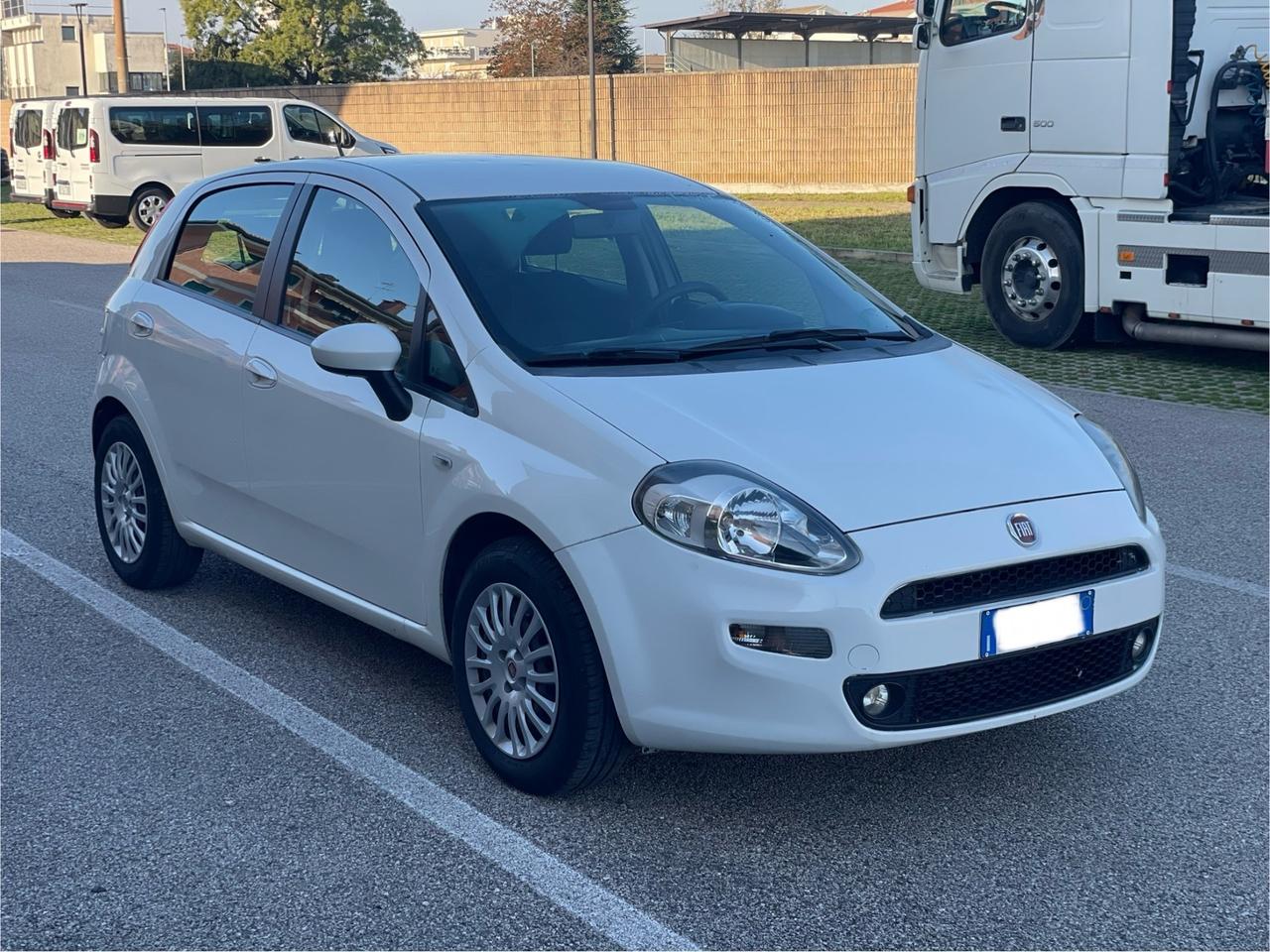 Fiat Punto 1.3 MJT II 75 CV 5 porte