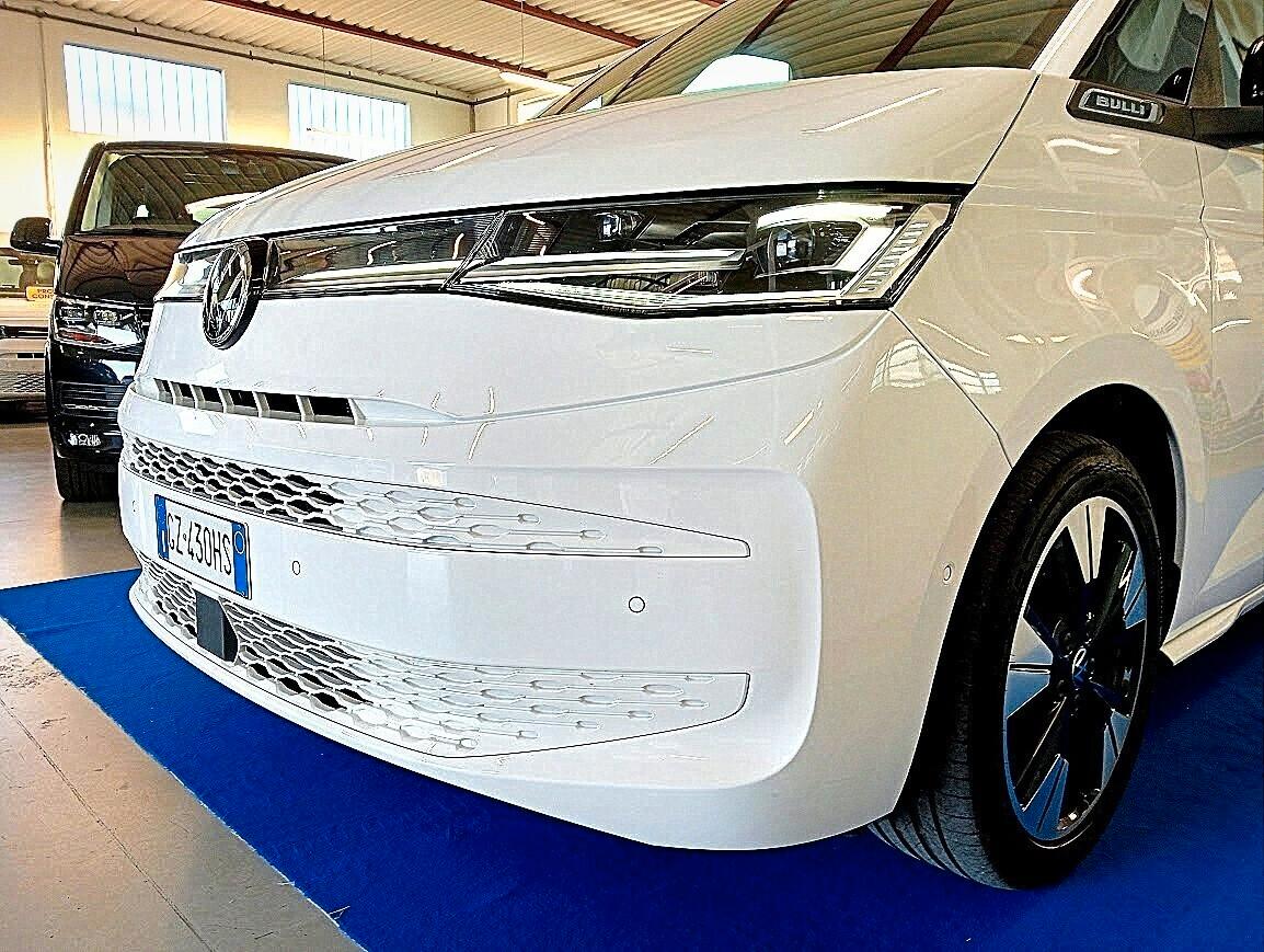 Volkswagen T7 Multivan TDI LIFE DSG MATRIX IQLIGHT 19" GANCIO VIS A VIS