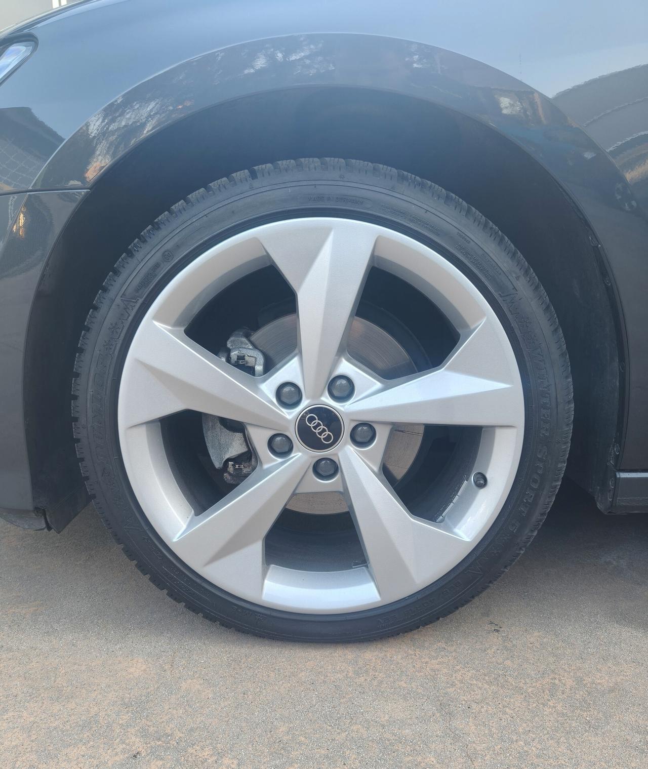 Audi A3 Sedan 35 TDI S tronic Business Advanced