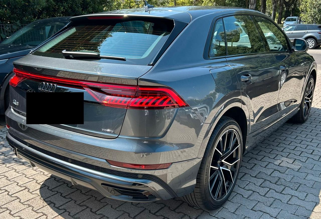 Audi Q8 45 TDI quattro tiptronic
