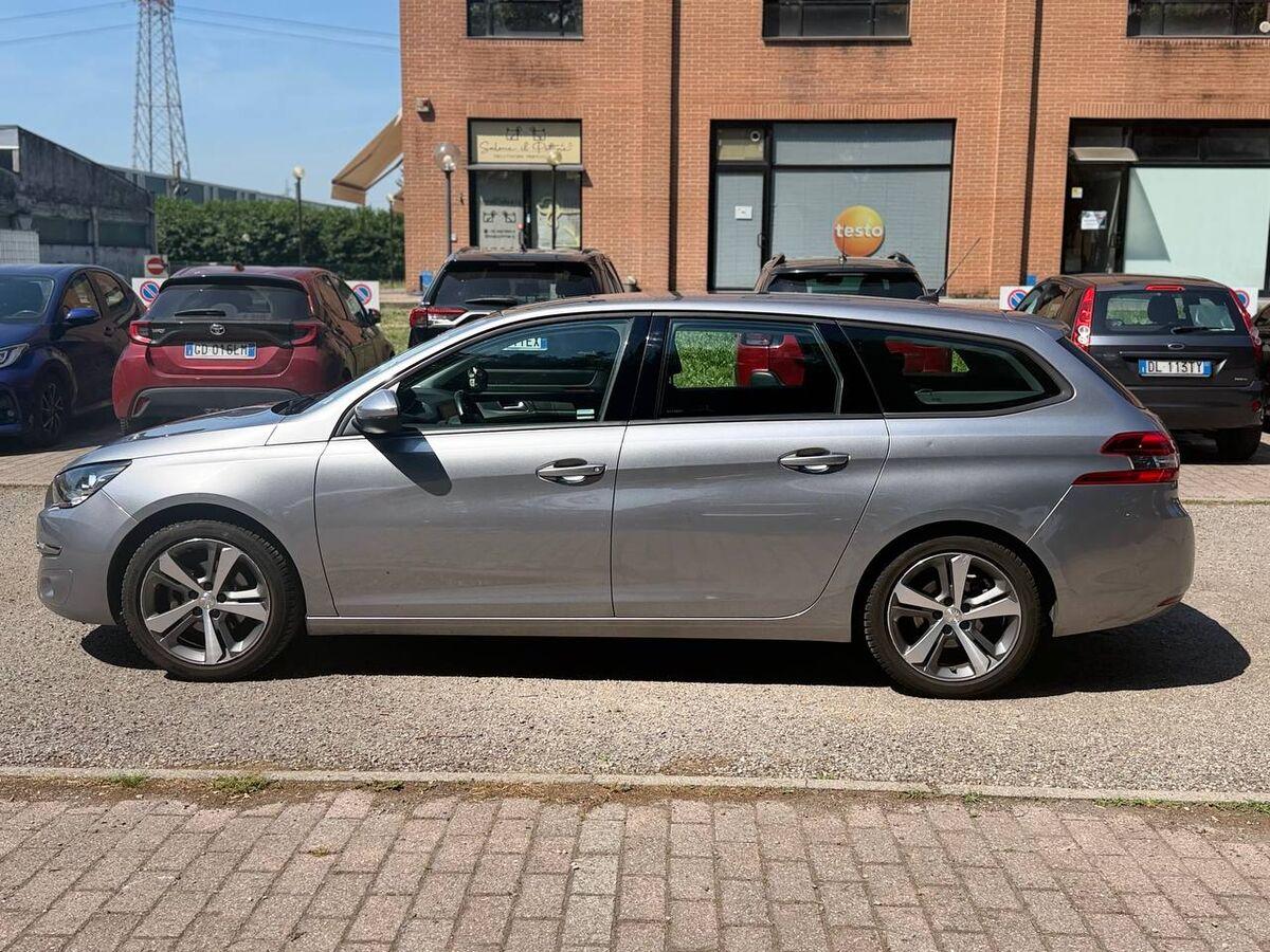 Peugeot 308 Station Wagon 1.2 pt t (e-thp) Allure s&s 130cv
